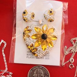 Silver Sunflower Pendant 