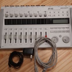 Zoom R16 Digtal Multitrack Recorder