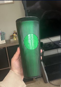 Starbucks Elphaba Wicked Glow In The Dark Cup