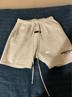 Essential shorts size m