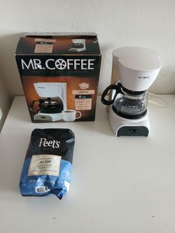 First come first pick up!!
Mr Coffee New.
4 cups. Coffee ready in few seconds!!)
Included 2 me2 boxes sealed  of 1 LB each coffee high quality (on sal