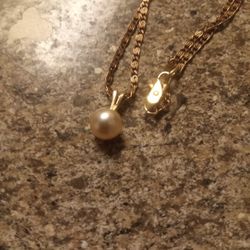 Saltwater Pearl Gold Necklace 