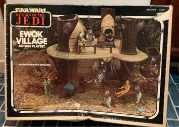 1983 Ewok Village Action Playset - Star Wars