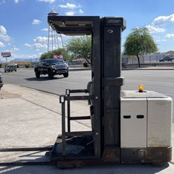 Forklift Fork Lift Electric Narrow Standup Stand Up 