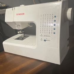 Singer Sewing Machine