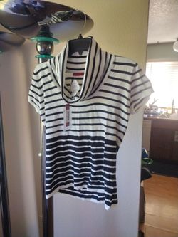 Short-Sleeve Sweater