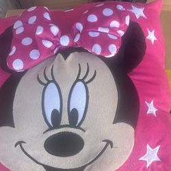 Minnie Mouse decorative pillow