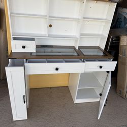 Vanity Desk White Modern with  4 Storage Drawers,usb charger, glass on top very elegant , BRAND NEW , Dimensions W 47" x H 53,5 , D 16”already assembl