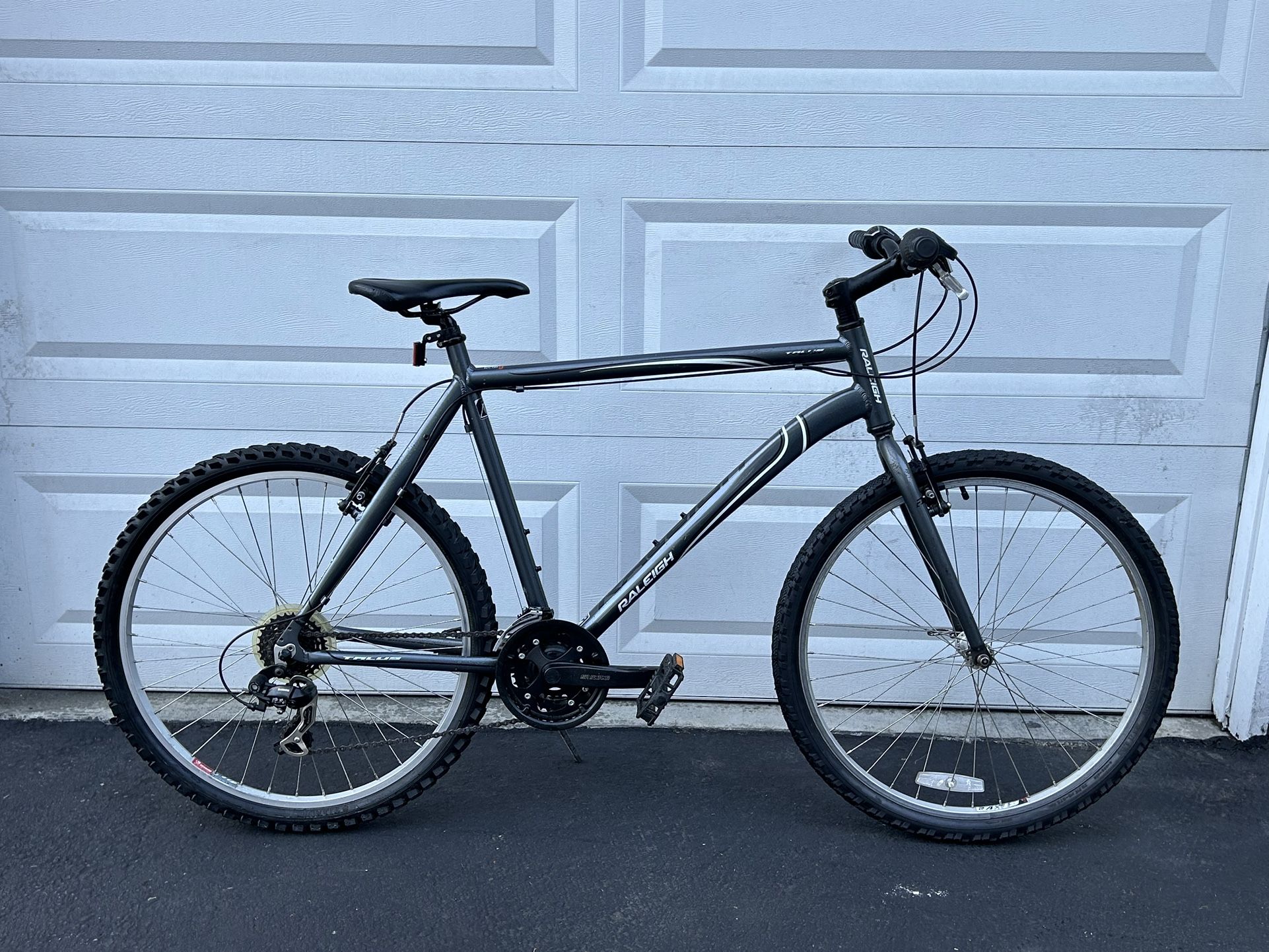 Aluminum Bike RALEIGH TALUS Tires 26 Frame 22”