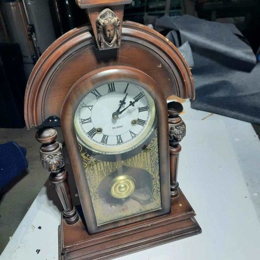 Mantle Clock