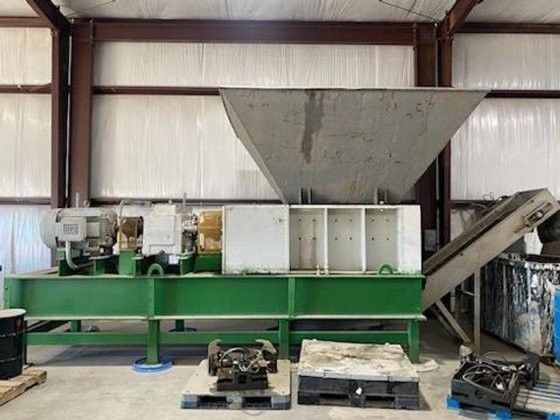 Vecoplan 150hp Dual Shaft Shredder Includes 1 Hopper, & 1 Soft Start Electrical Pan