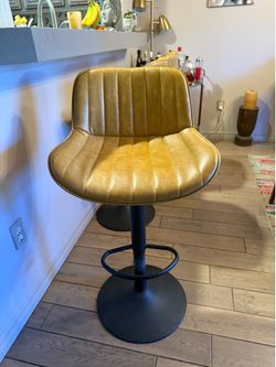 Set of 4 Mid Century Modern Design Barstools - Mustard Yellow