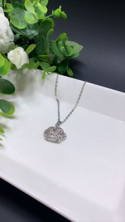 Beautiful Necklace Crown Choker Crystal Pendant, Silver Color