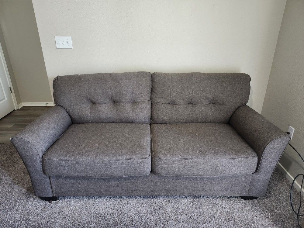 Comfy Sofa 