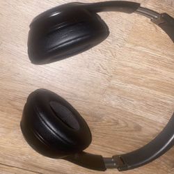 Beats Solo 4 Sounds Great Got Them From Best Buy 