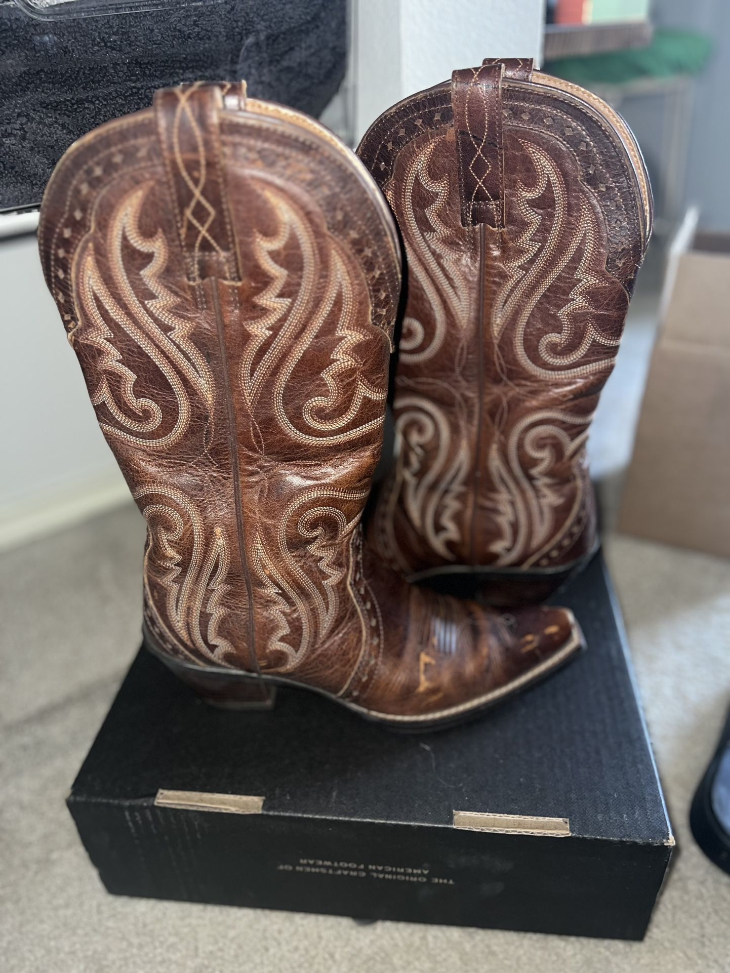 Ariat western boots for women