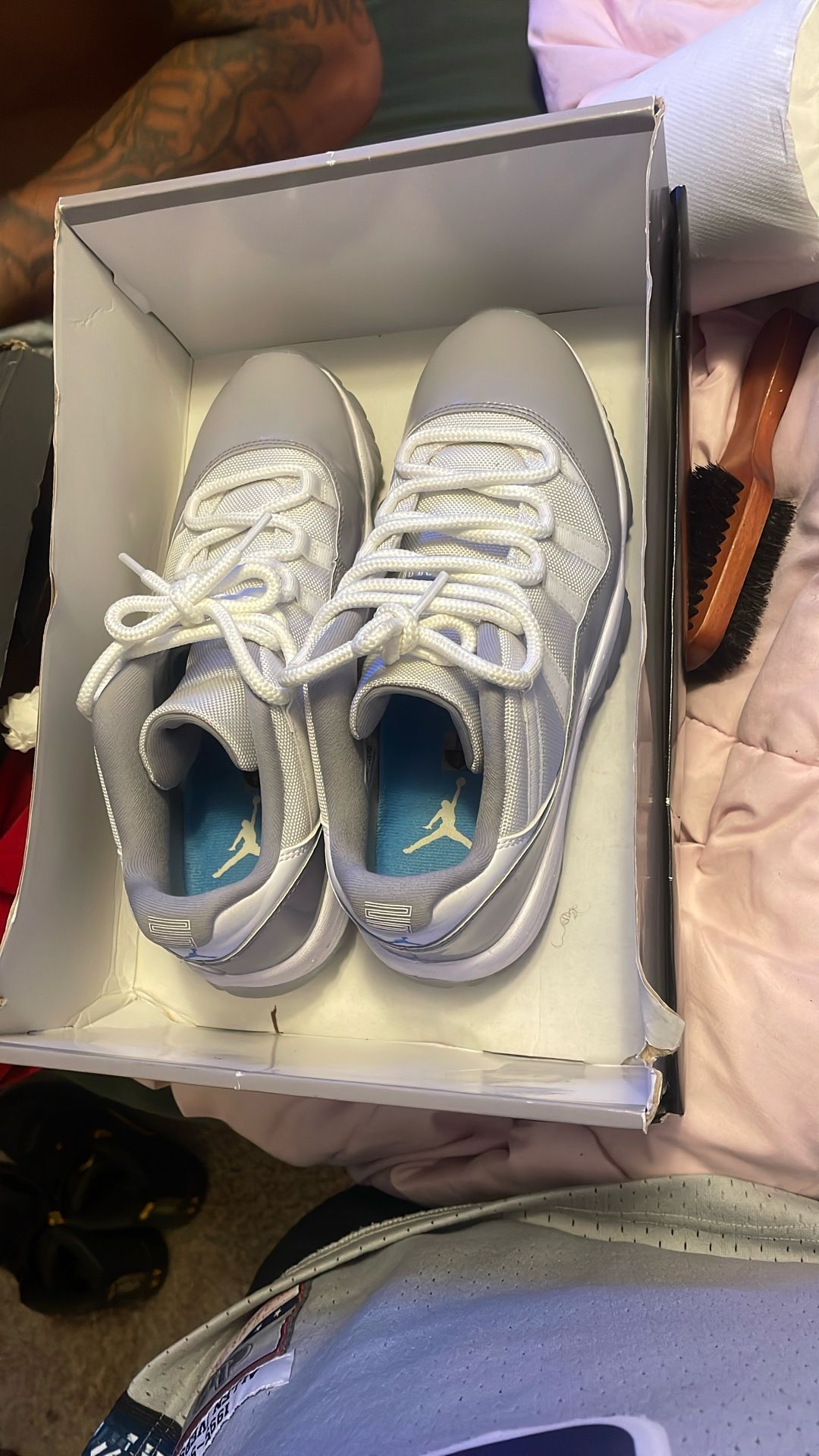 Wolf Grey 11s