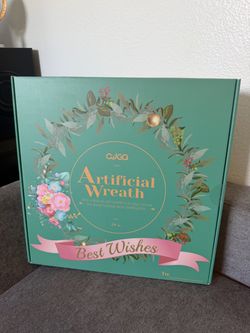 24-Inch Artificial Wreath