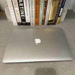 MacBook Pro 15” Retina (2015) - 1TB SSD - 8GB RAM