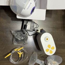 2 Breast Pumps