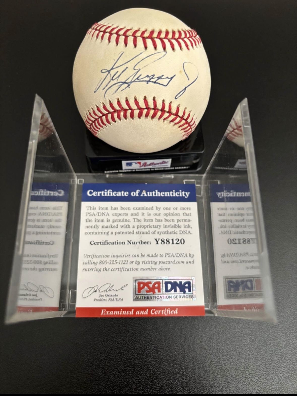 Ken Griffey Jr autographed ball PSA Authenticated