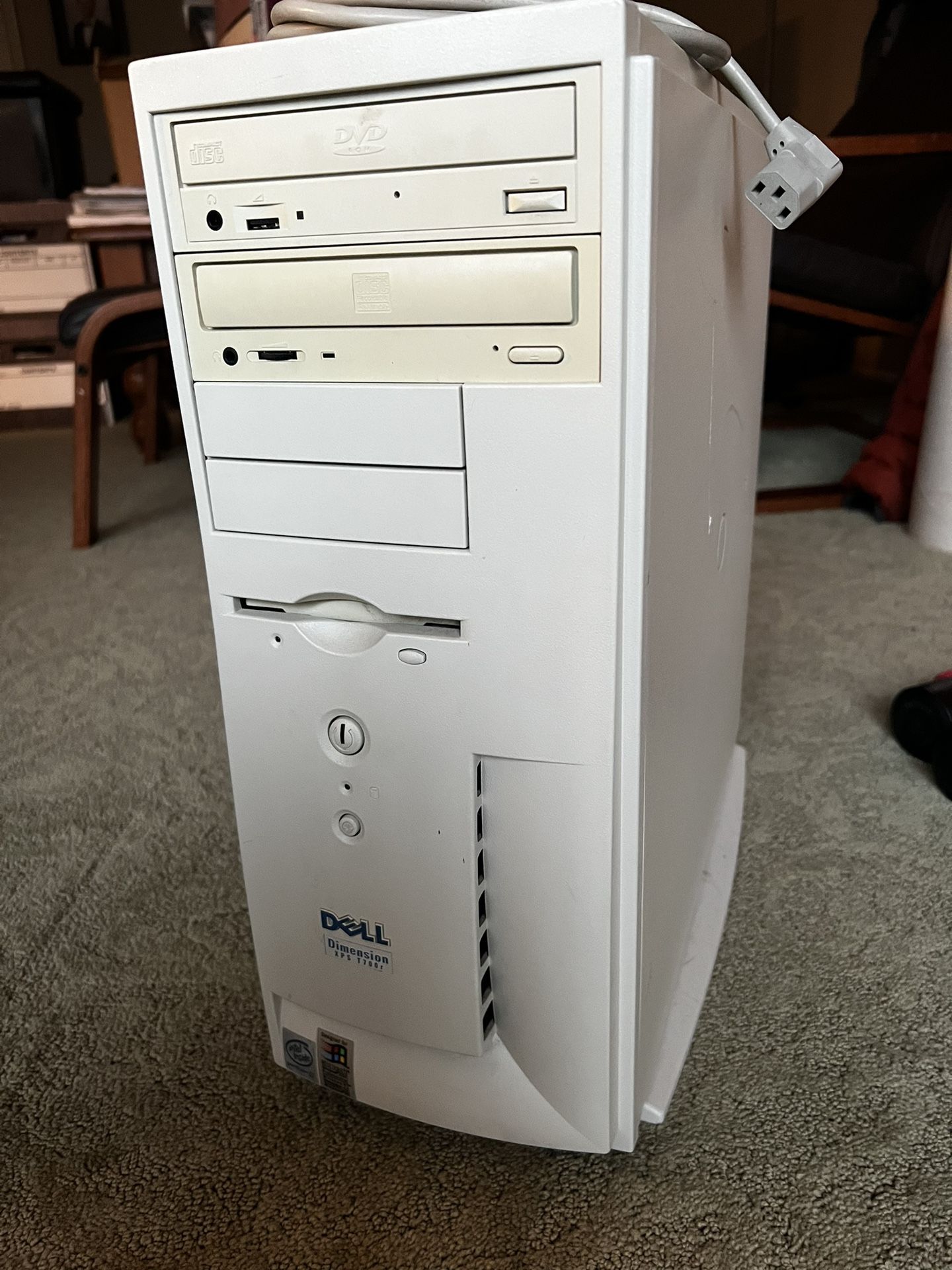 Vintage Dell Dimension XPS T700r