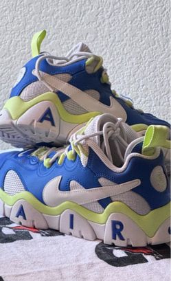 Youth shoes