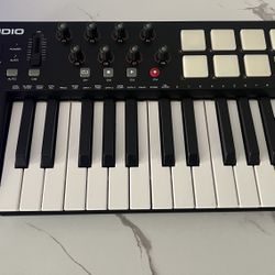 M-AUDIO Oxygen 25 IV MIDI Keyboard