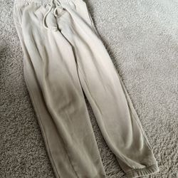 Aritzia TNA Cozy Fleece Boyfriend Pants in Cream