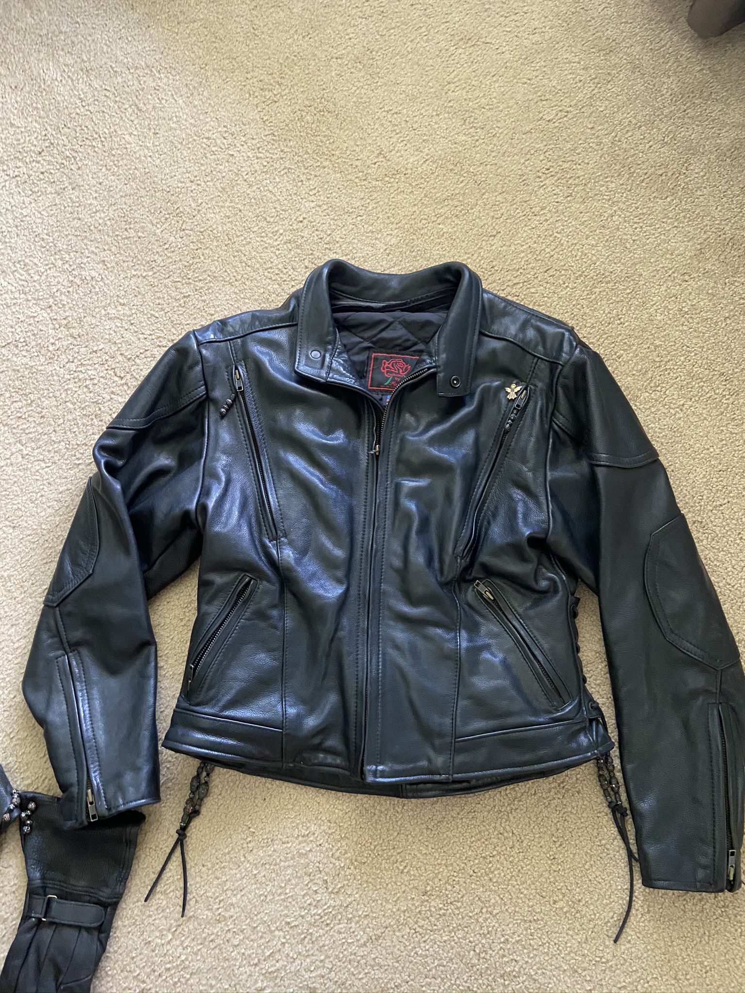 Women Size Large Heavy Motorcycle Jacket With Removable Liner, Chaps and Gloves