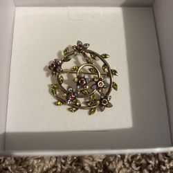 Monet Vintage Brooch Pin