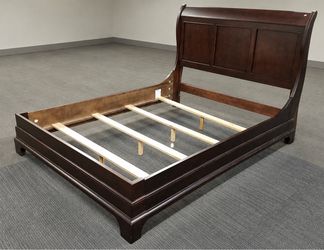 Beautiful Cresent Fine Furniture Queen Sleigh Bed – Dark Espresso