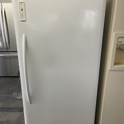 Frigidaire Frost Free Upright Freezer 14 Cubic