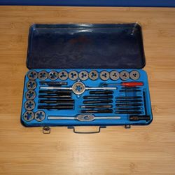 Tap And Die Set