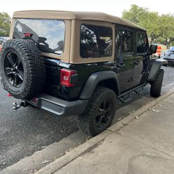 JEEP WRANGLER SOFT TOP FOR 4 DOOR JL 18-23 TAN CAMEL COLOR HARD TO FIND! BRAND NEW CONDITION 
