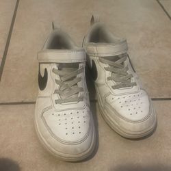 Nike size 13 white and black