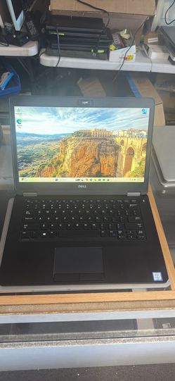 Dell Latitude E5470 16GB RAM 256GB SSD Core i7 Windows 11 Pro