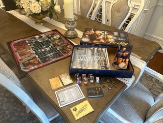 CLUE BOARDGAME COMPLETE