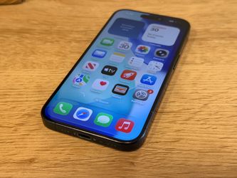 256gb iPhone 15 Pro like New Unlocked 88% Battery 🔋