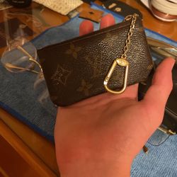 Louis Vuttion Key Pouch 