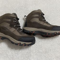 SIZE 14 Wide New Boots  Hi-Tec Yosmite 