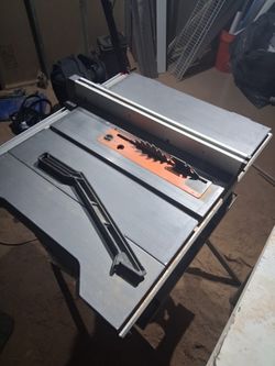 Ridgid R4518 15 Amp 10 in. Table Saw with Folding Stand