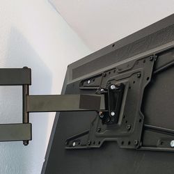 Wall Mount for 26" to 55" TVs