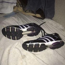 Lnew Very Nice Adidas Sneakers Size 8 Only $25 Firm
