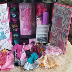 Case & Barbie Accessories 