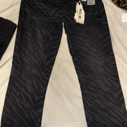 Miss Me Jeans  Size 28 