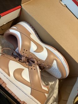 7.5 women’s Nike dunk low