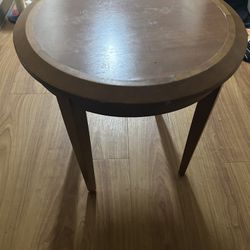 Nightstand 