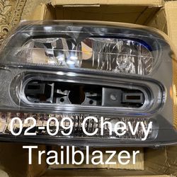 02-09 Chevrolet Trailblazer Headlight Driver Side 