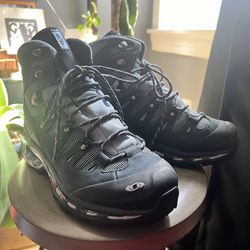 Salomon Quest 4D Gore-Tex women’s hiking boots